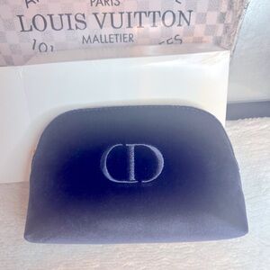 Nwot  Valore Trousse pouch navy with gold zippers